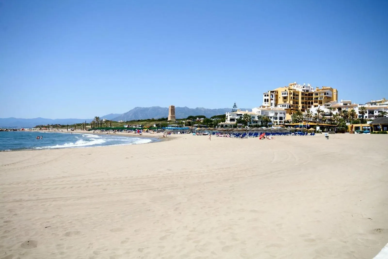 2 Bed Garden Apartment Las Mimosas Cabopino Marbella España