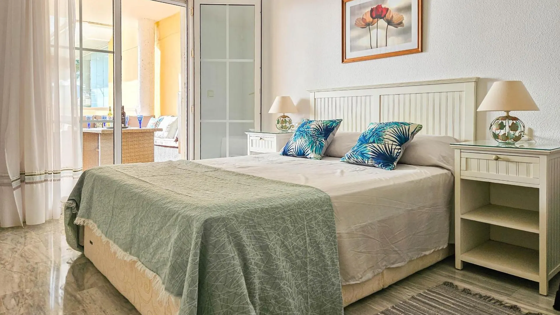 2 Bed Garden Apartment Las Mimosas Cabopino Marbella Spanien